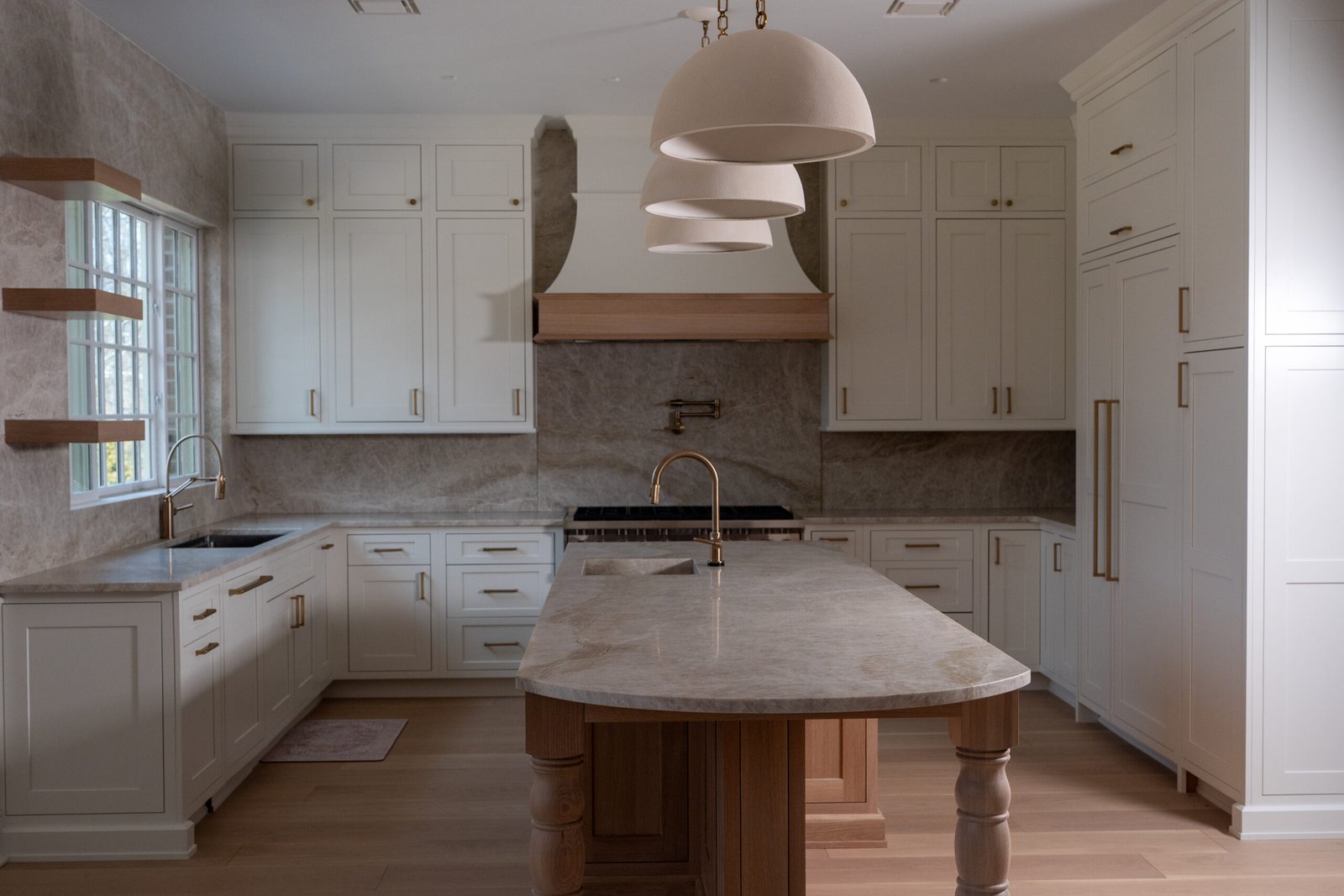 Marble kitchen island countertop backsplash